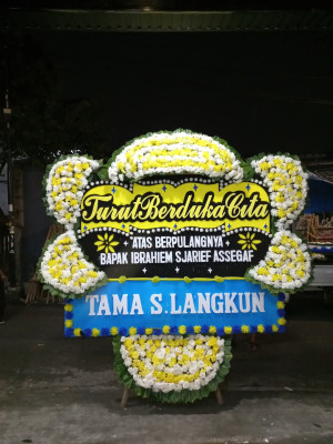 Papan Bunga Duka di Padang Bolak Tenggara