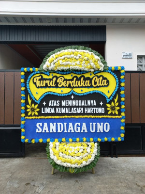 Papan Bunga Duka di Padang Bolak Tenggara